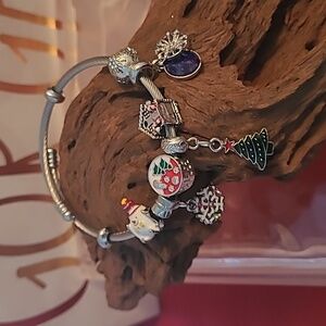 Christmas braclet